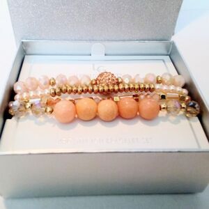 Lori's Gifts NIB 4 Piece Stretch Bracelet Set